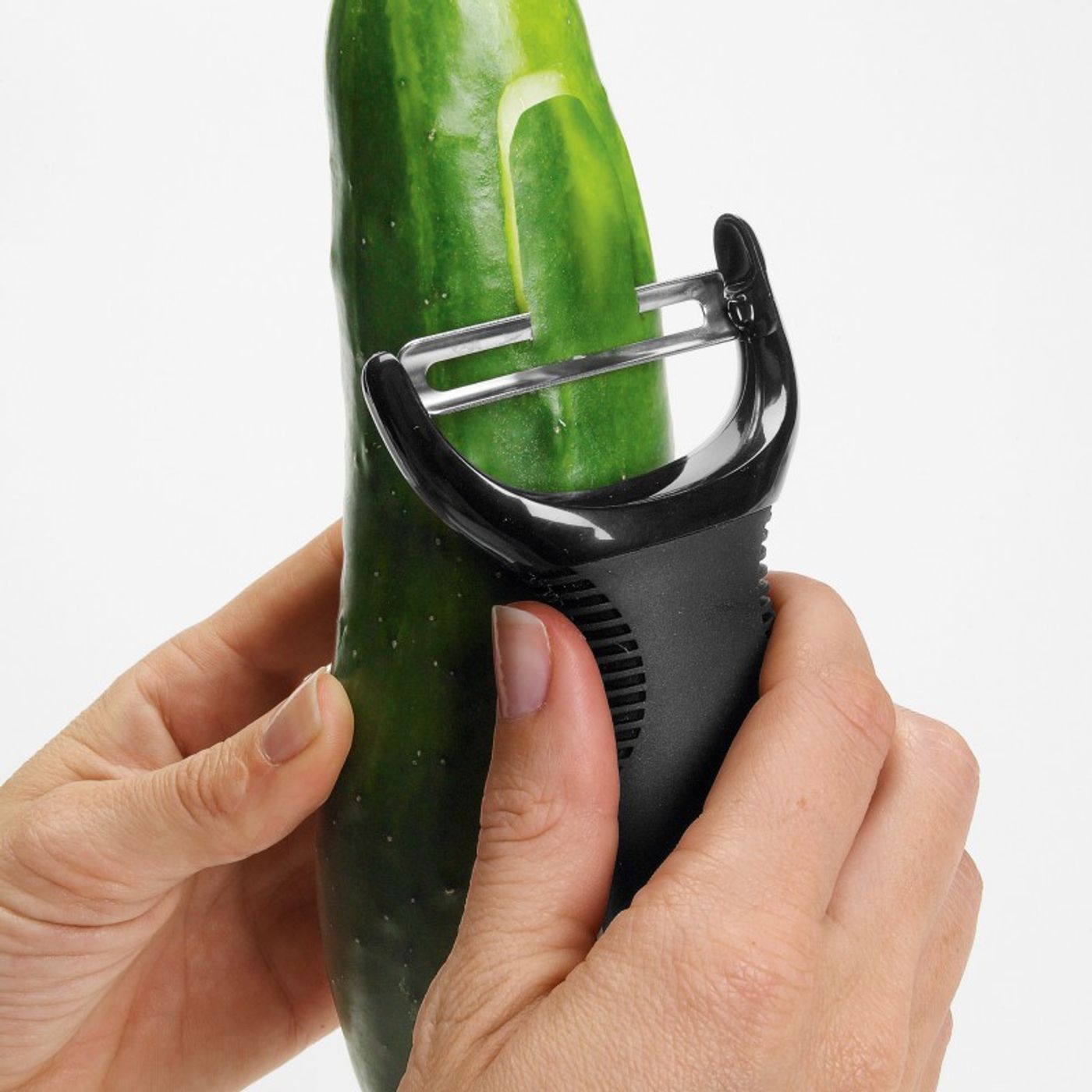 Rasoir épluche-légumes noir